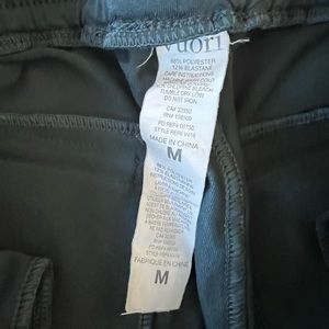 Vuori Sunday Performance Joggers size MEDIUM